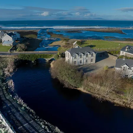 Casa vacanze 3 Fishery - 2 Bedroom House Close To Town