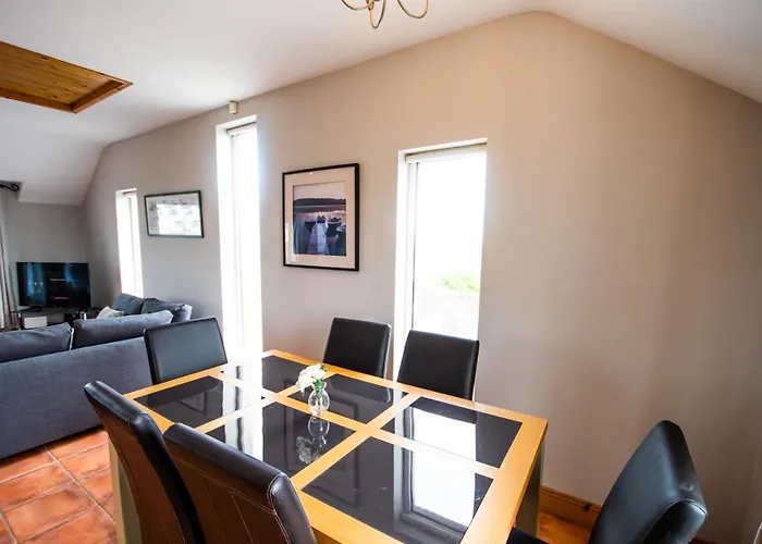 3 Fishery - 2 Bedroom House Close To Town Holiday home Bundoran